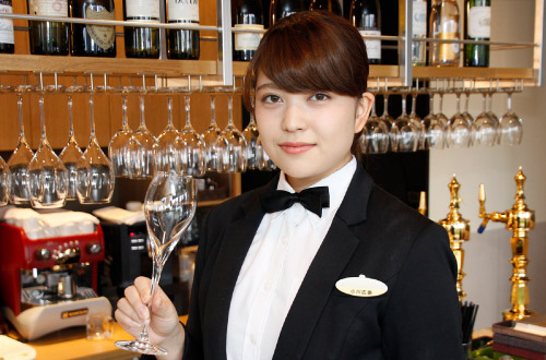 レストランスタッフ